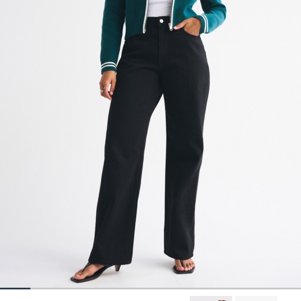 Abercrombie & Fitch Curve Love High Rise Loose Jeans